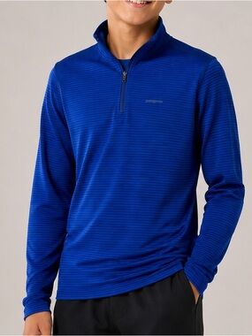 Patagonia Boys Long Sleeve Quarter Zip Size 14 Royal Blue & Black Stripes